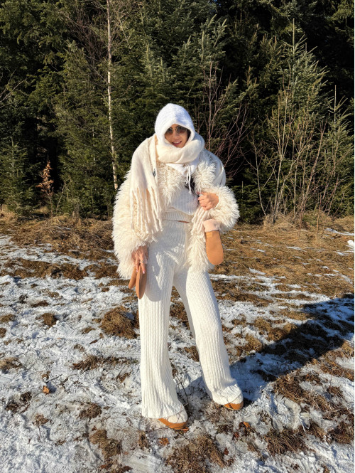 Biały komplet bluzka + spodnie o warkoczowym splocie Sindi 183 - photo #31