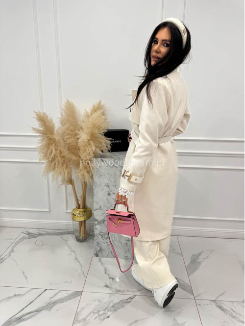 Kremowy płaszcz z paskiem i złotymi zdobieniami FREYA 24 - photo #5