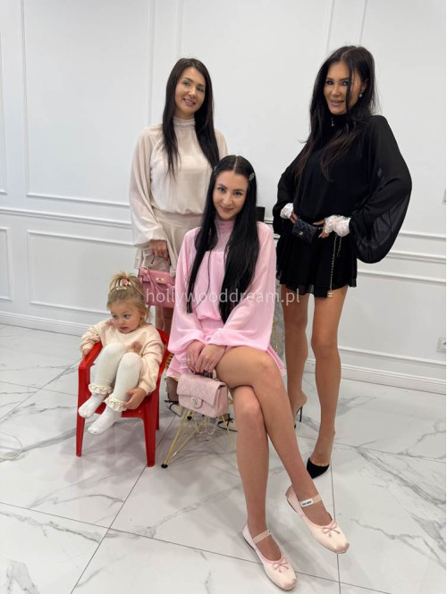 Różowy Sukienko-kombinezon szyfonowy z wycięciem na plecach Ariana 09 - photo #15