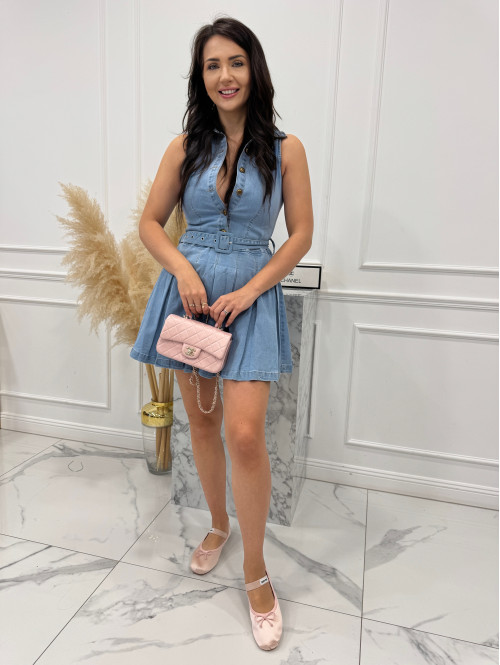 Jasno jeansowa sukienka mini na ramiączkach z paskiem i kołnierzykiem SONIA 09 - photo #2